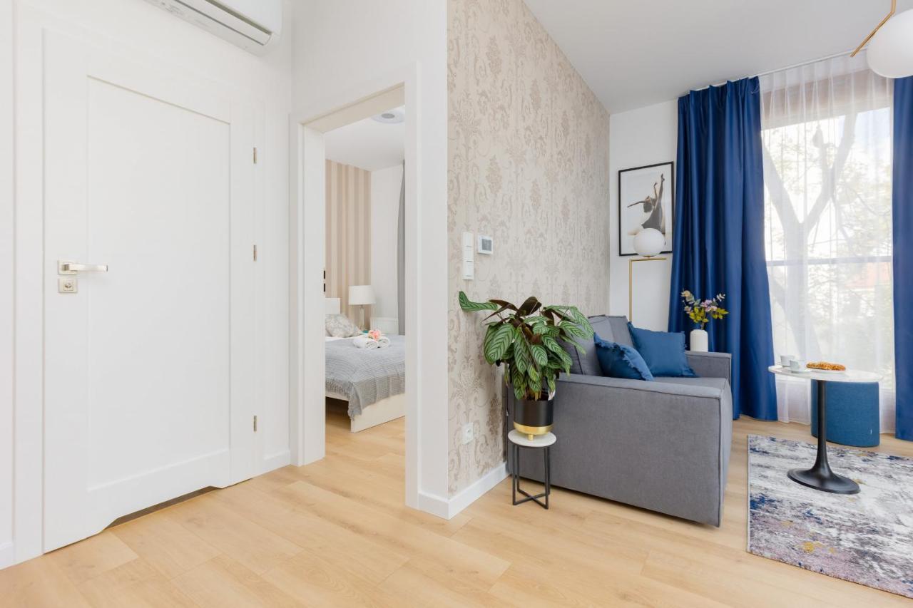Warszawa Srodmiescie Bonifraterska Apartments By Noclegi Renters Exterior photo